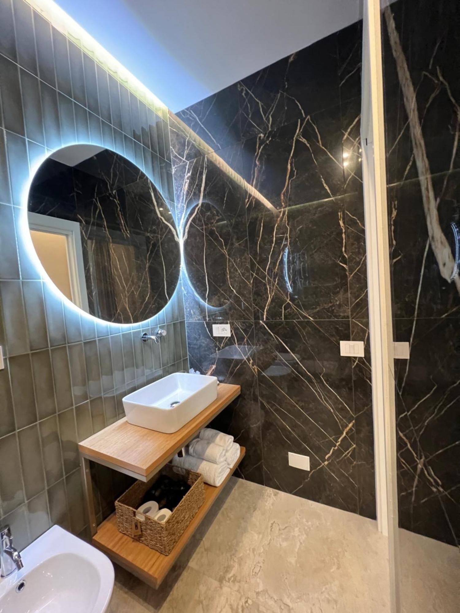 Elegant Rooms La Spezia Exterior foto